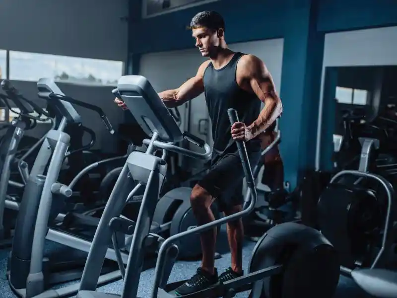 máy trượt tuyết