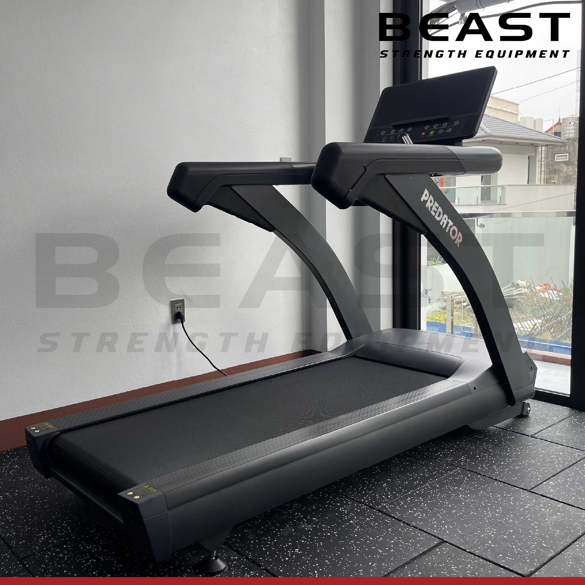 Máy chạy bộ PREDATOR-6840EA BEAST Strength 6 Máy chạy bộ Predator 6840EA của Beast Việt Nam