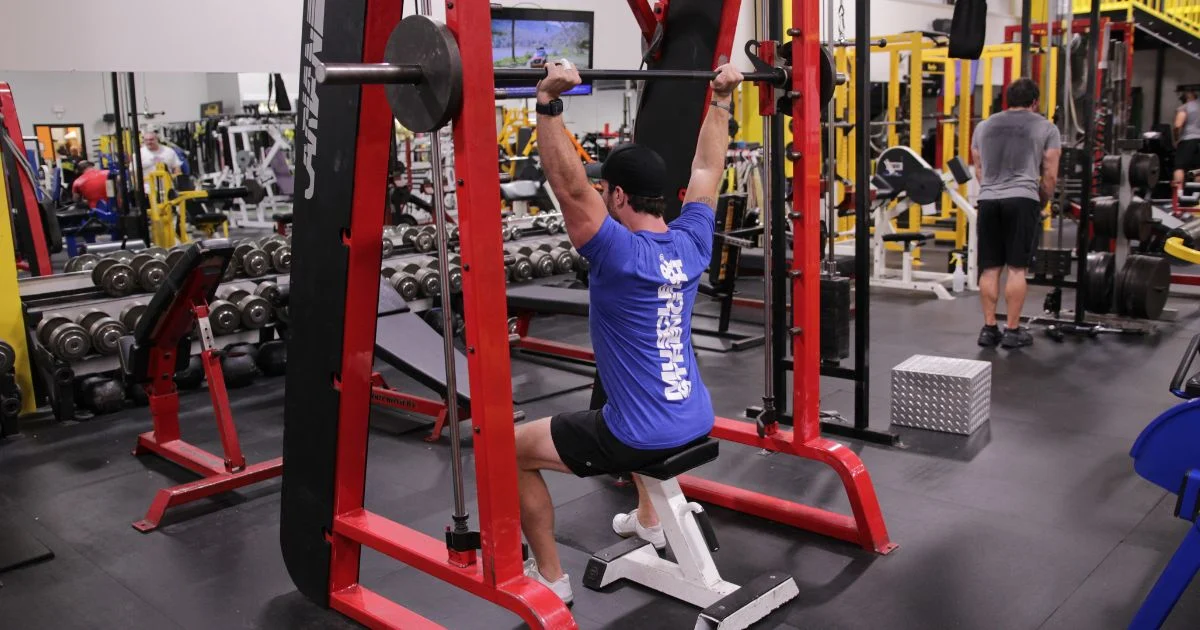 Tập vai với Smith Machine