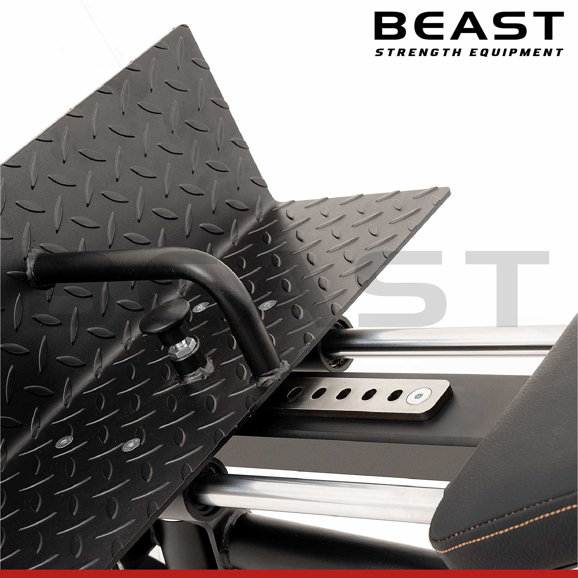 Máy kéo lưng S500 Diamond T Bar Row