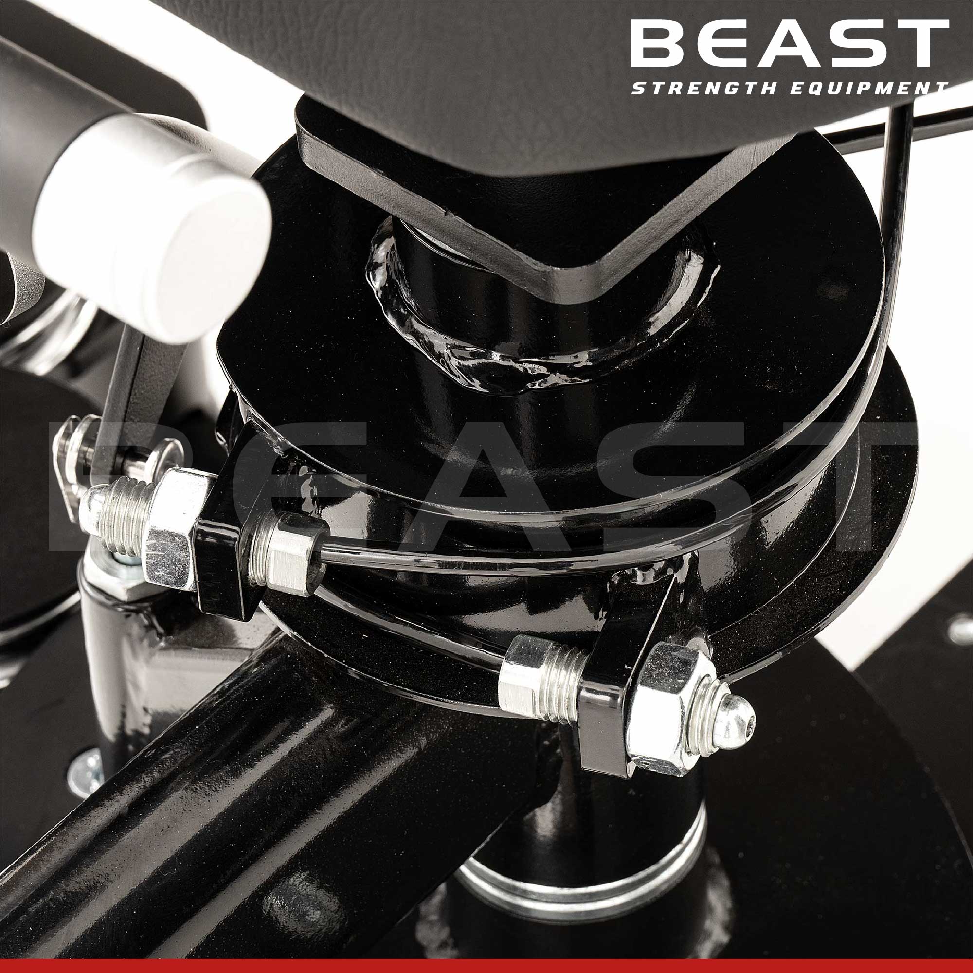 Máy banh ép đùi S550 Diamond Abductor And Adductor 6 Máy banh ép đùi S550 Diamond Abductor And Adductor